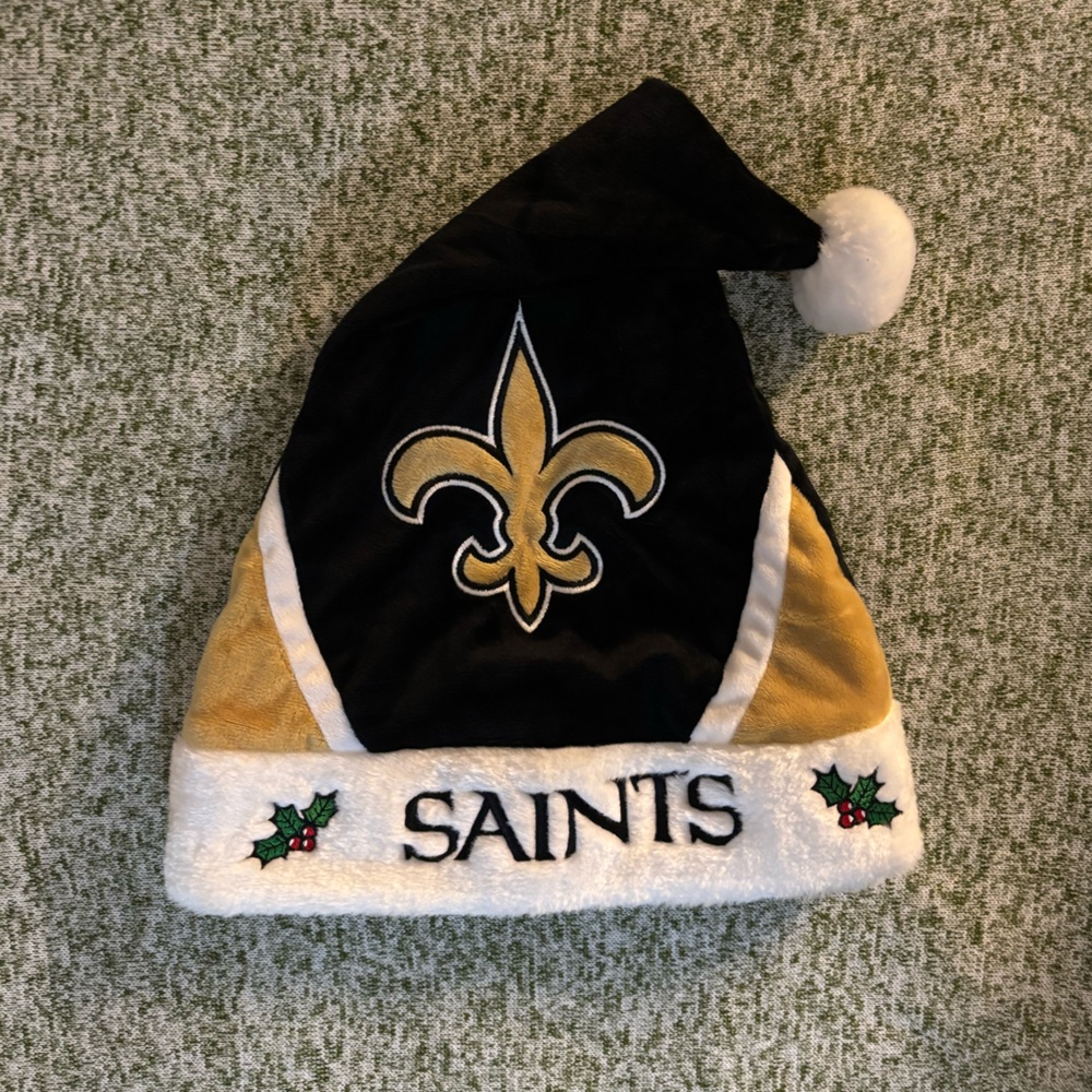 New Orleans Saints Santa hat. Christmas. NFL.